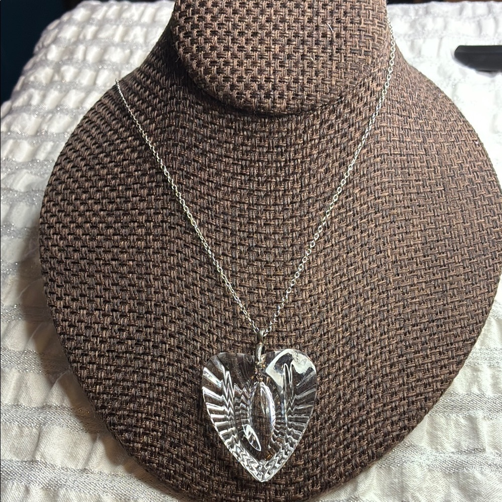 Elegant Silver Heart Pendant Necklace